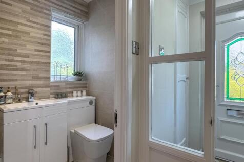 GROUND FLOOR WC