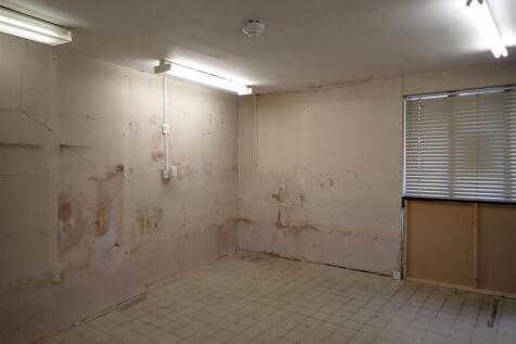 GROUND FLOOR RETAIL AREA