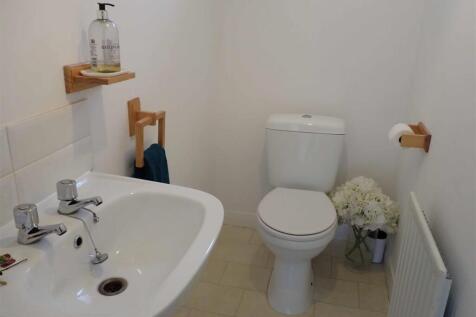 Cloakroom/WC