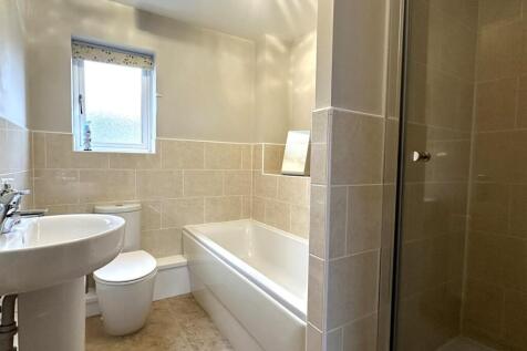 BATHROOM/WC
