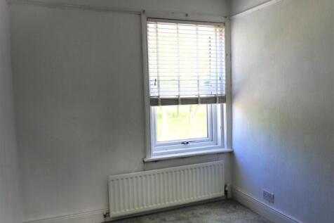 THIRD FRONT BEDROOM