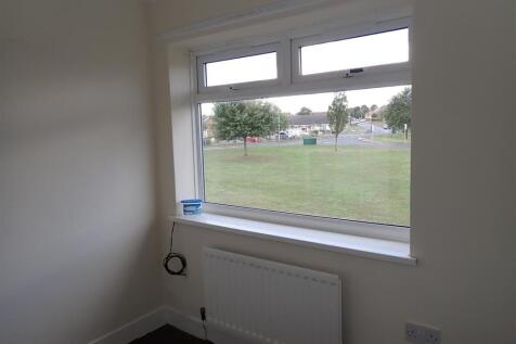 BEDROOM THREE (FRONT) &#39;L&#39; SHAPED