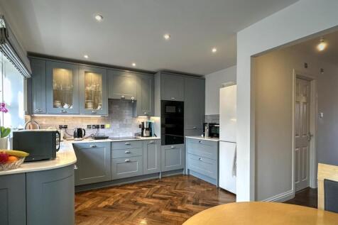 OPEN PLAN KITCHEN DINER