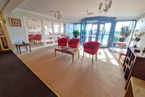 Communal foyer