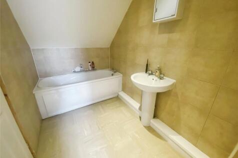 En Suite Bedroom 1