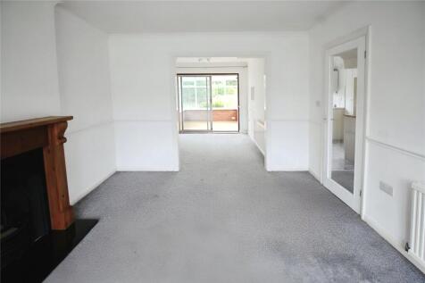 Living/Dining Area