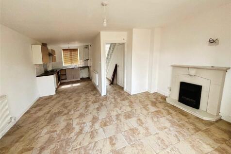 Living/Kitchen