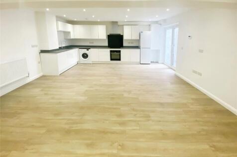 Kitchen/Living Area