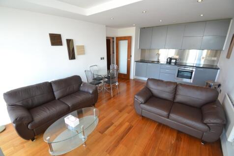 Lounge to Kitchen vi
