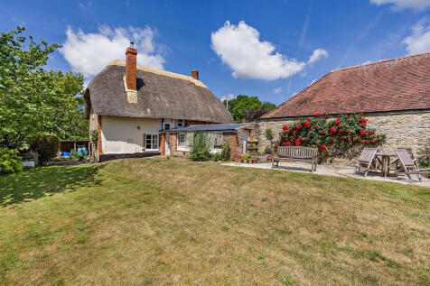 8653677-exterior1...