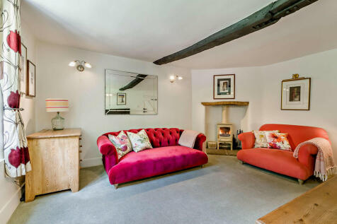8610134-interior2...