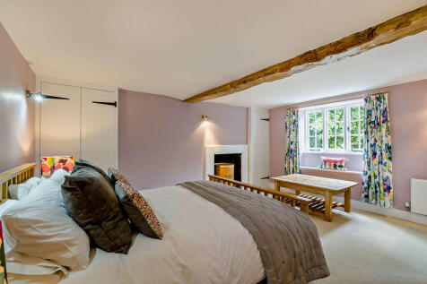 8610134-interior5...