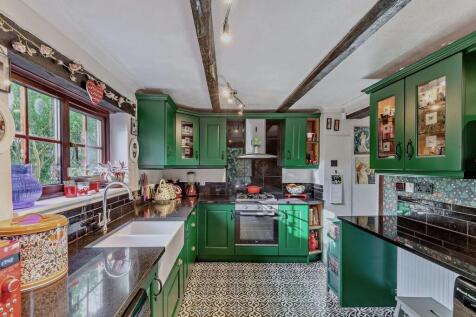 Kitchen edited co...