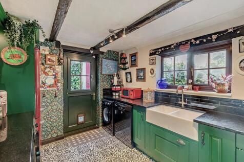 Kitchen edited co...