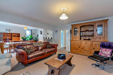 8623199-interior0...