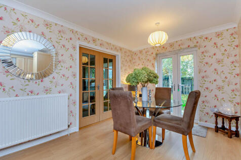 8627673-interior0...