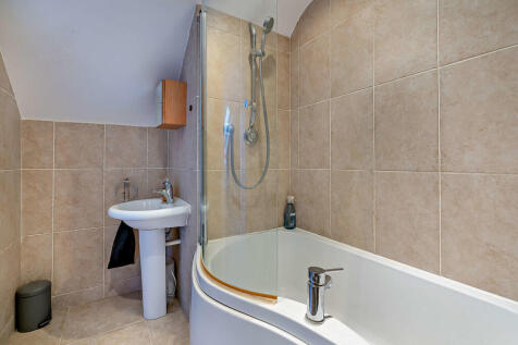8635752-interior0...