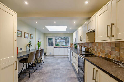 8636499-interior1...