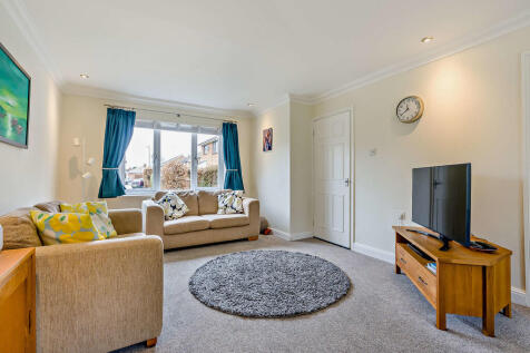 8640597-interior0...
