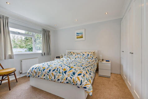 8640597-interior0...