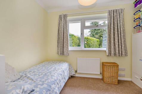 8640597-interior0...