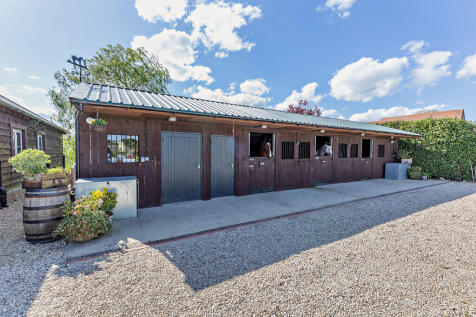 8644635-exterior0...
