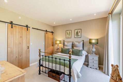 8644635-interior2...