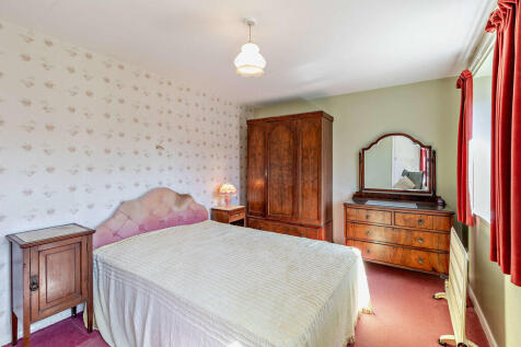 8644695-interior1...