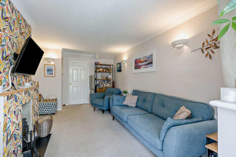 8651916-interior0...