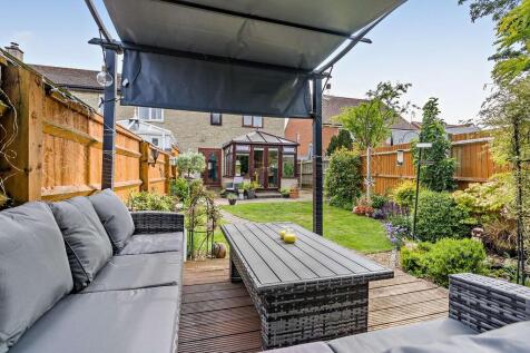 8651916-exterior0...