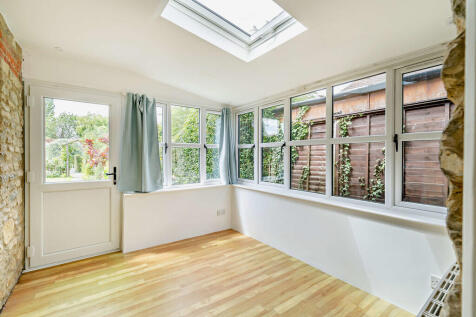 8650728-interior0...