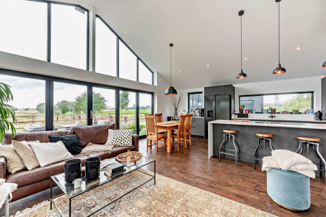8656824-interior0...