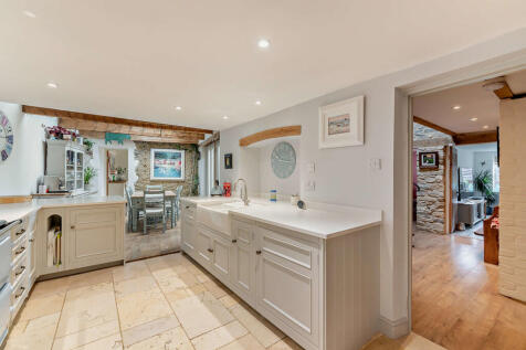 8658537-interior0...