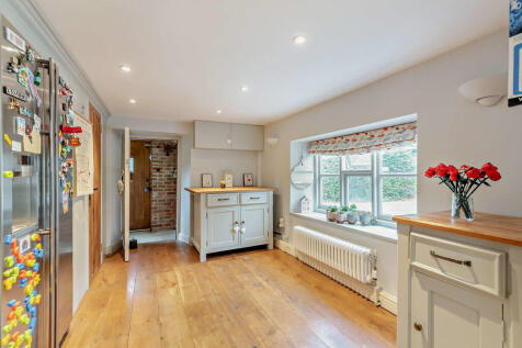 8658537-interior0...