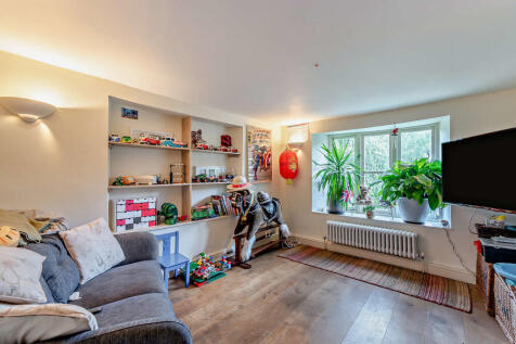 8658537-interior0...