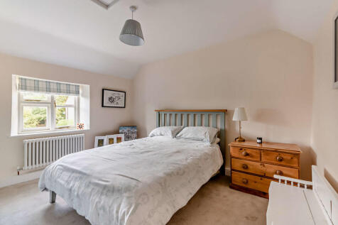 8658537-interior1...