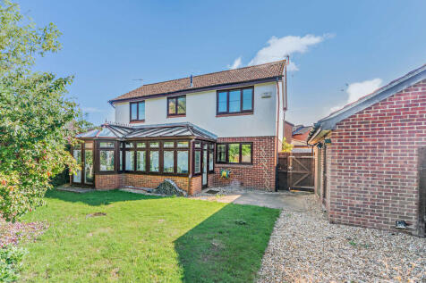 8662890-exterior0...