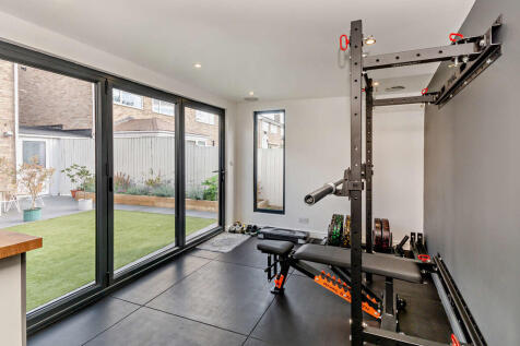 8663137-interior0...
