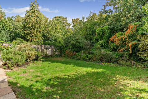 8663587-exterior1...