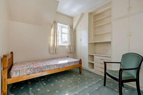 8665843-interior0...