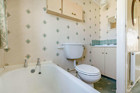 8665843-interior0...