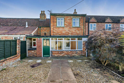 8665843-exterior0...