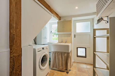 8666823-interior0...