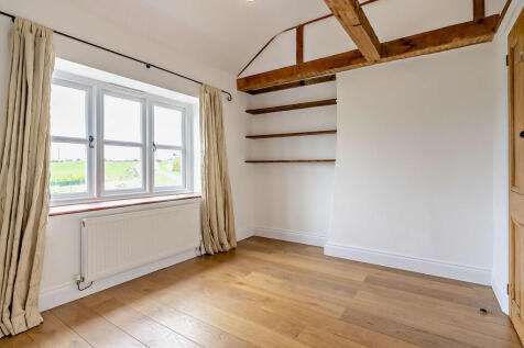 8666823-interior0...