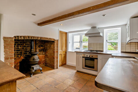 8666823-interior0...