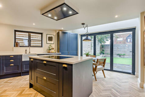 8664754-interior1...