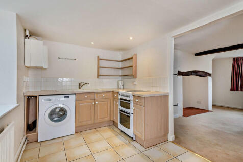 8667143-interior1...