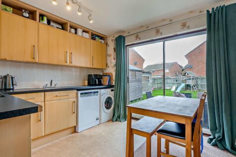 8667826-interior0...