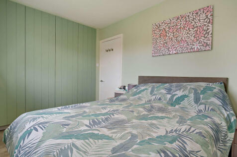 8667826-interior0...