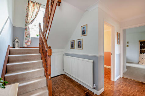 8668996-interior0...